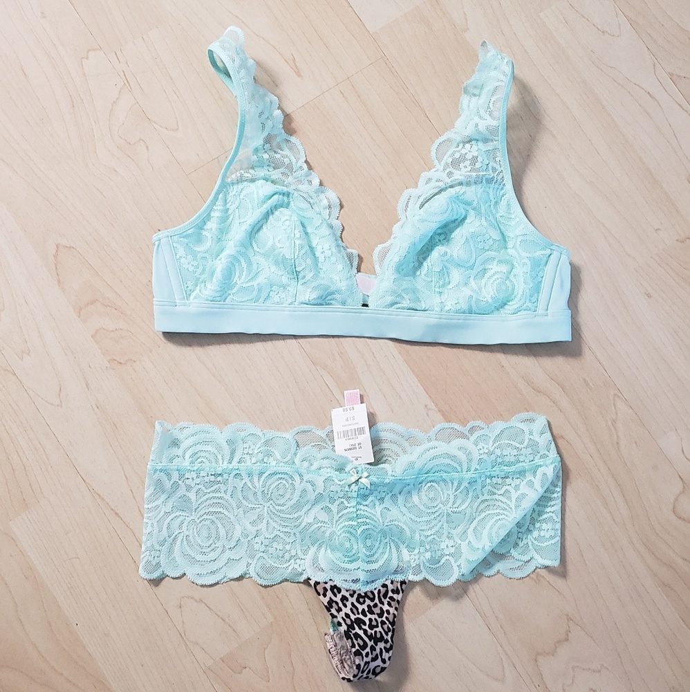 Victoria Secret Bralet & Panty Set